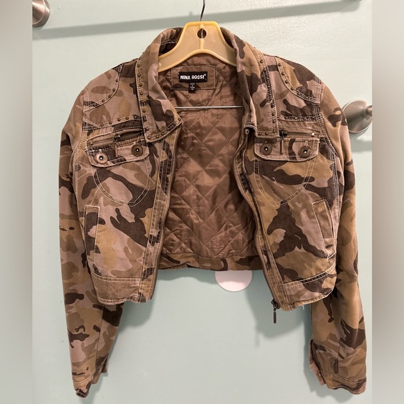 Nina Rossi Camouflage Cropped Jacket - Picture 1 of 6
